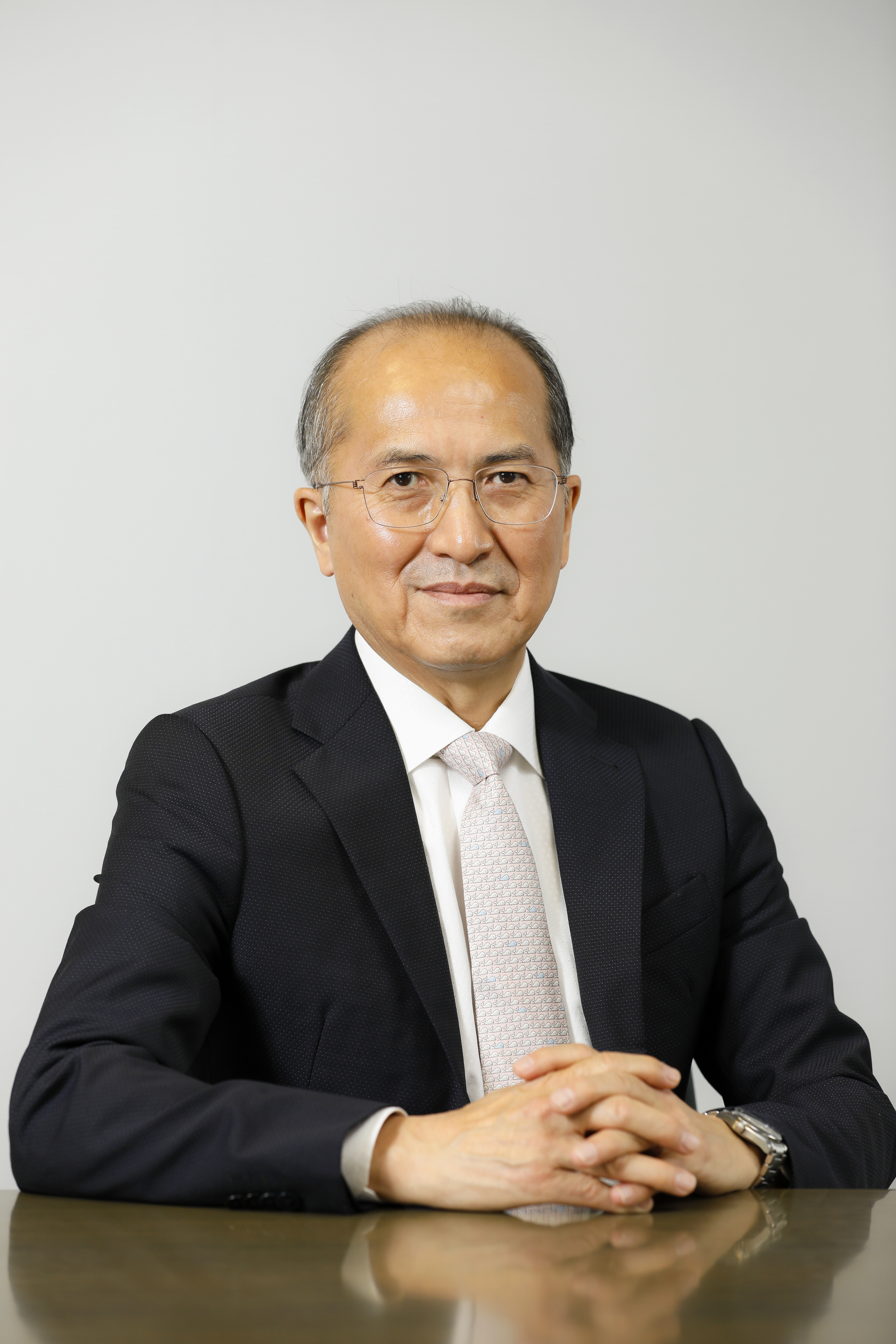 学長 黒田由彦先生